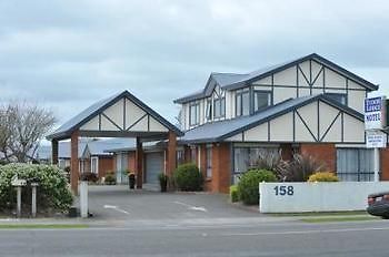 Tudor Lodge Motel Hawera Extérieur photo
